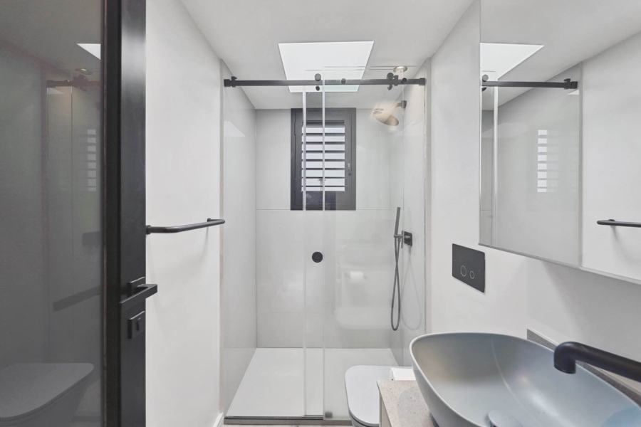 5 Bedroom Property for Sale in Bakoven Western Cape